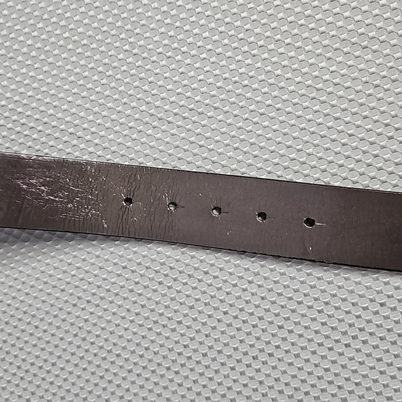 MICHEAL KORS LOGO LEATHER BELT IN BLACK SZE- MEDIUM main image 2